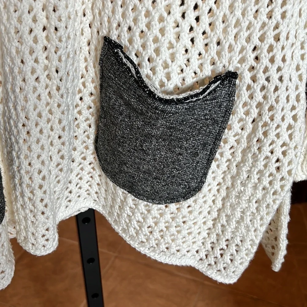 Soft Surroundings Cream Boulevard Open Knit Front Pocket Sweater- Size Large